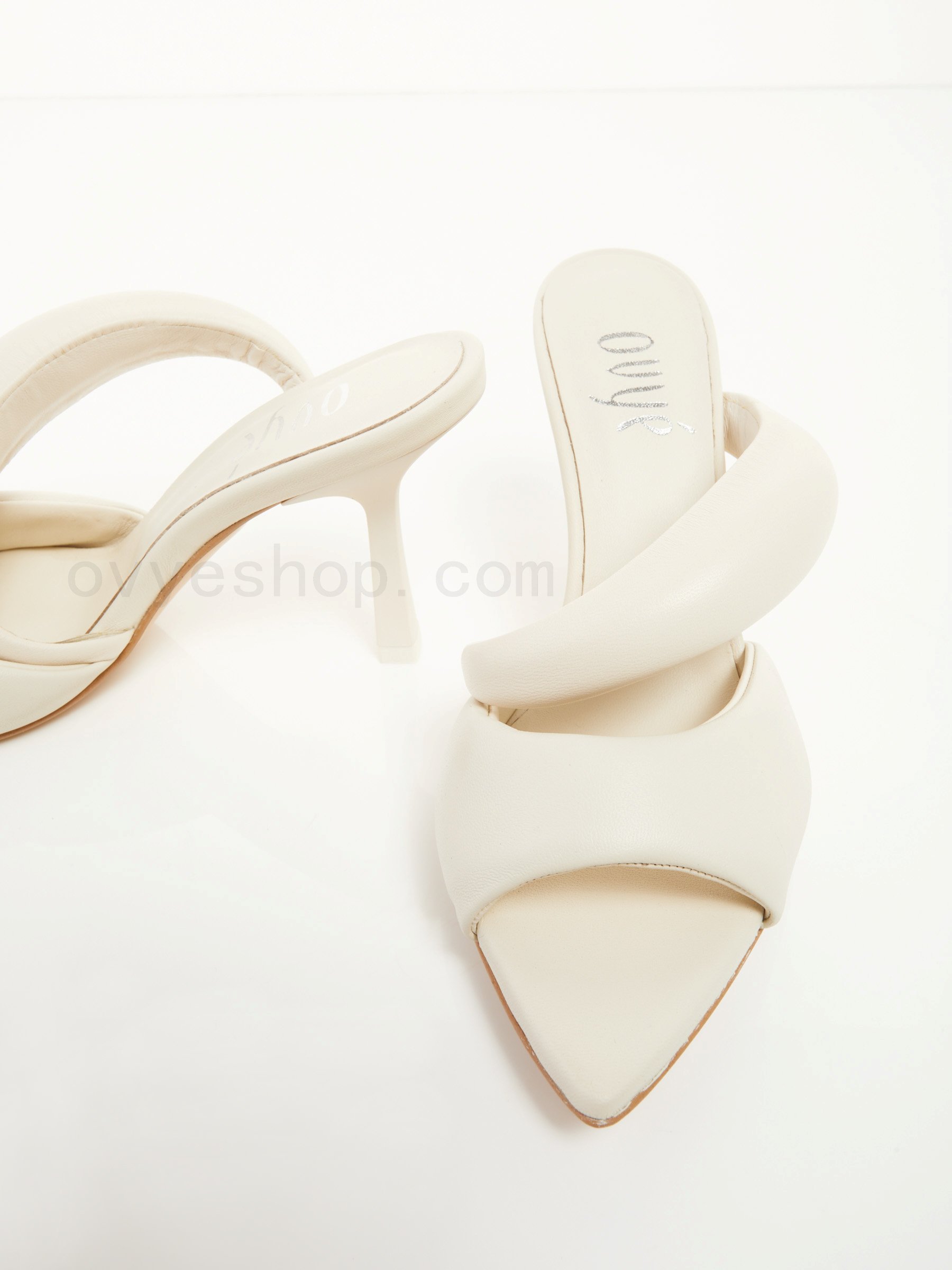 A Poco Prezzo Leather Heel Sandals F0817885-0429